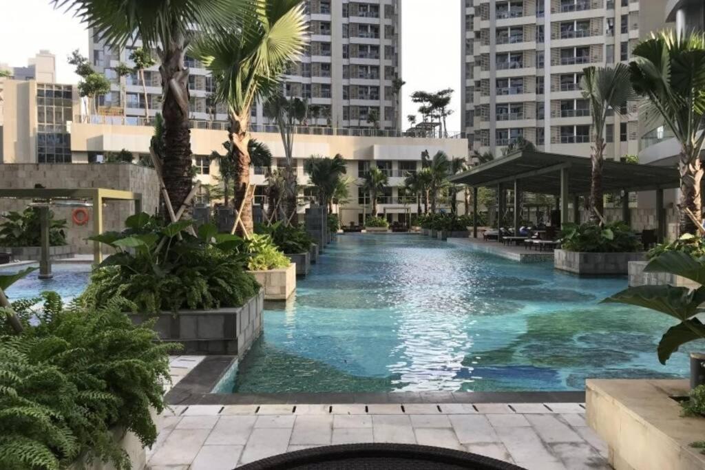 Homy 2 Bedroom Apartment Near Shopping Malls Джакарта Экстерьер фото