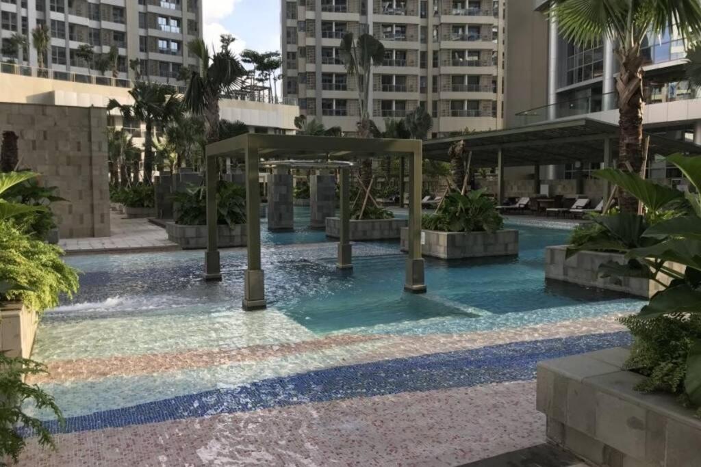 Homy 2 Bedroom Apartment Near Shopping Malls Джакарта Экстерьер фото