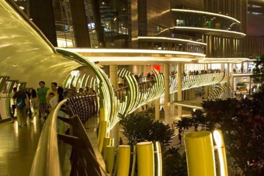 Homy 2 Bedroom Apartment Near Shopping Malls Джакарта Экстерьер фото
