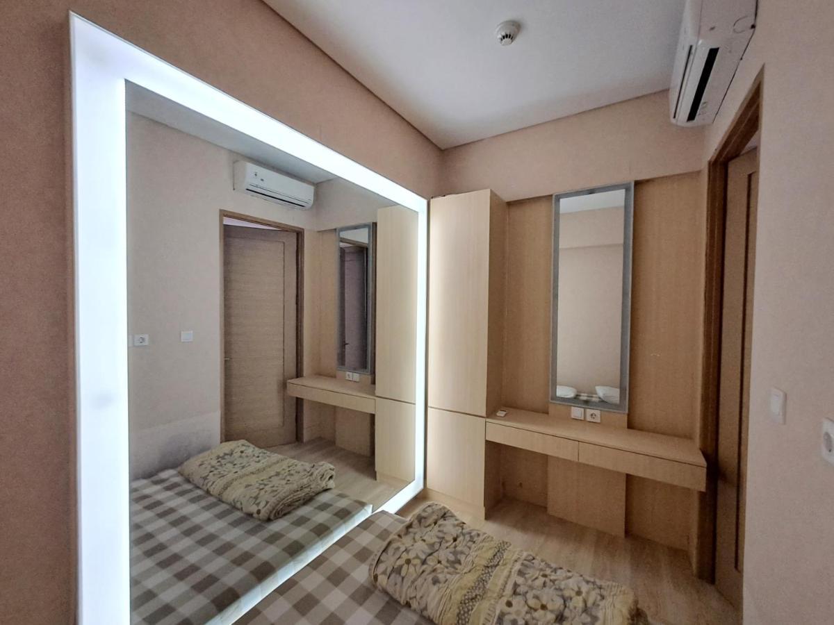 Homy 2 Bedroom Apartment Near Shopping Malls Джакарта Экстерьер фото